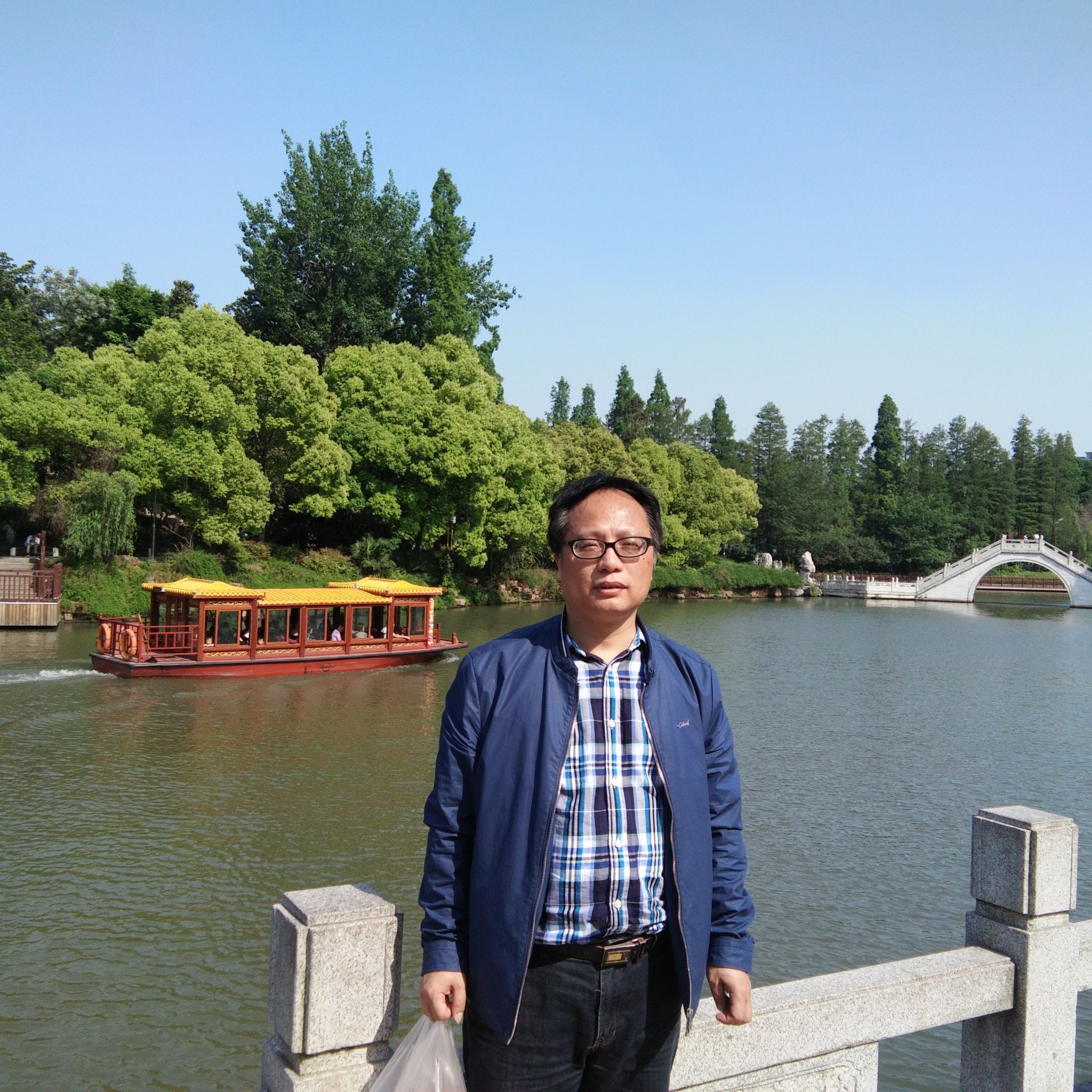 肖辉军  博士 副教授